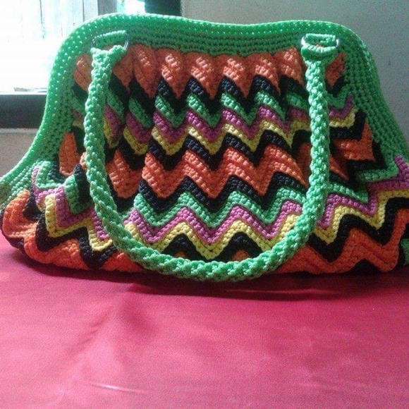 Chevron crochet bag of your color choice - Picture 3 of 13